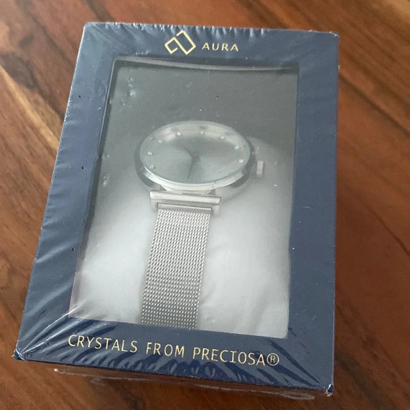 NWT Aura Women’s Watch Silver Faux Crystals from Preciosa Metal Band - Picture 1 of 4